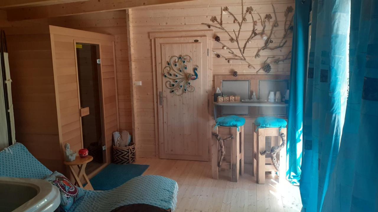 Au Fil De L Ance Bed and Breakfast Beauzac Exteriör bild