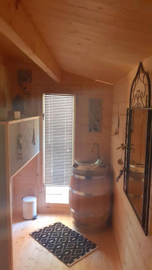 Au Fil De L Ance Bed and Breakfast Beauzac Exteriör bild