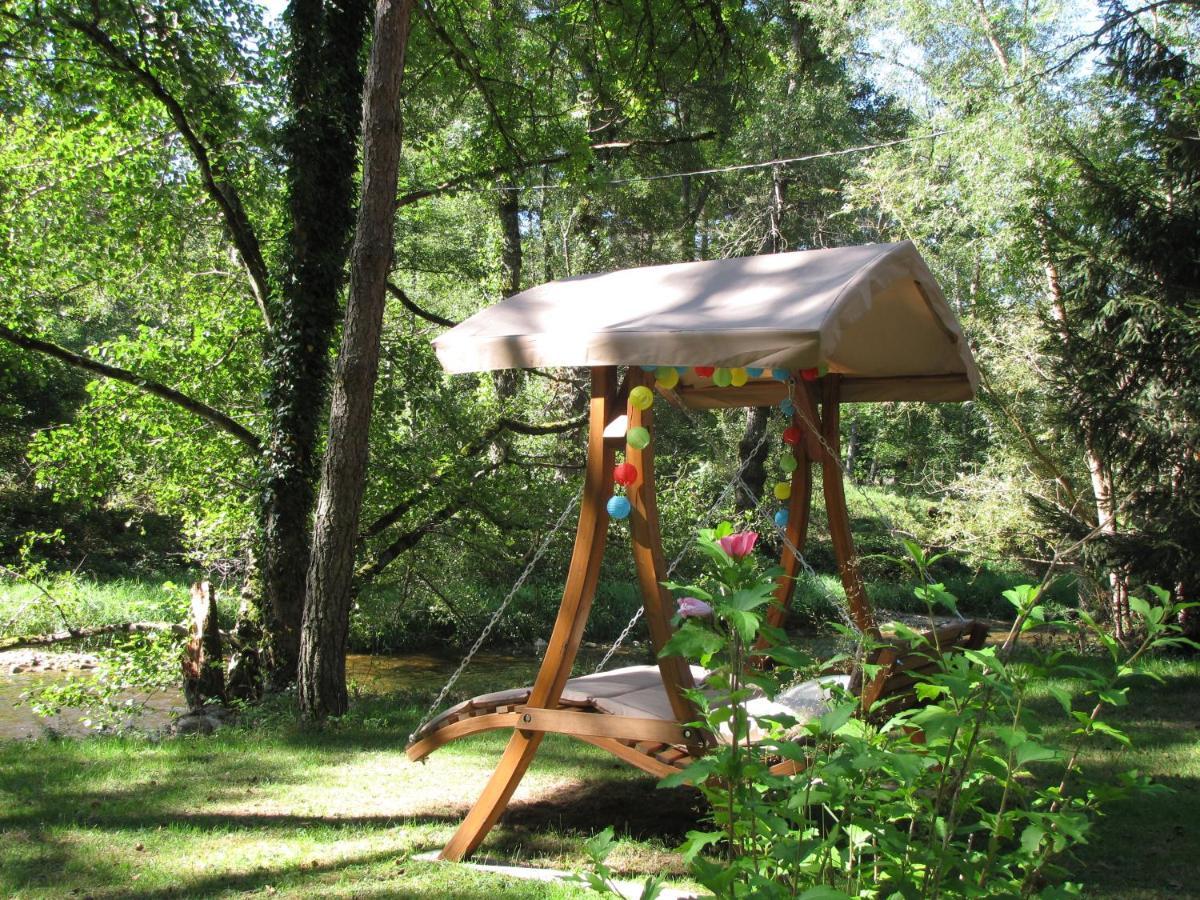 Au Fil De L Ance Bed and Breakfast Beauzac Exteriör bild