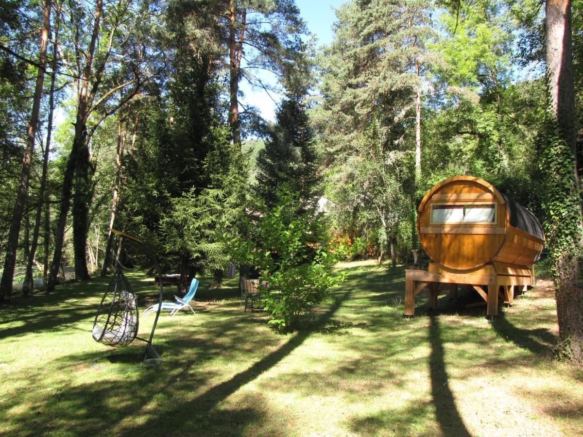 Au Fil De L Ance Bed and Breakfast Beauzac Exteriör bild