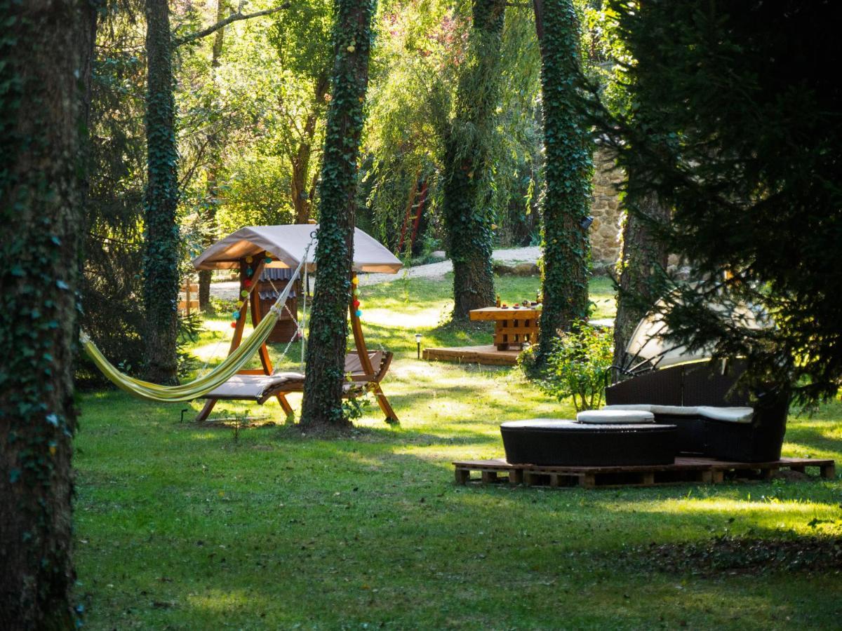 Au Fil De L Ance Bed and Breakfast Beauzac Exteriör bild