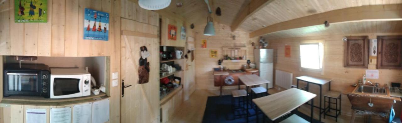 Au Fil De L Ance Bed and Breakfast Beauzac Exteriör bild